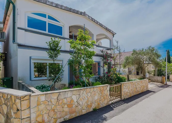 Apartament Hrg By Interhome